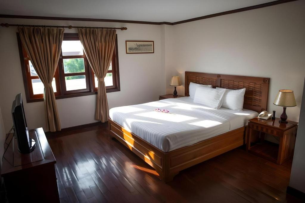 Lao Orchid Hotel Вьентьян Экстерьер фото