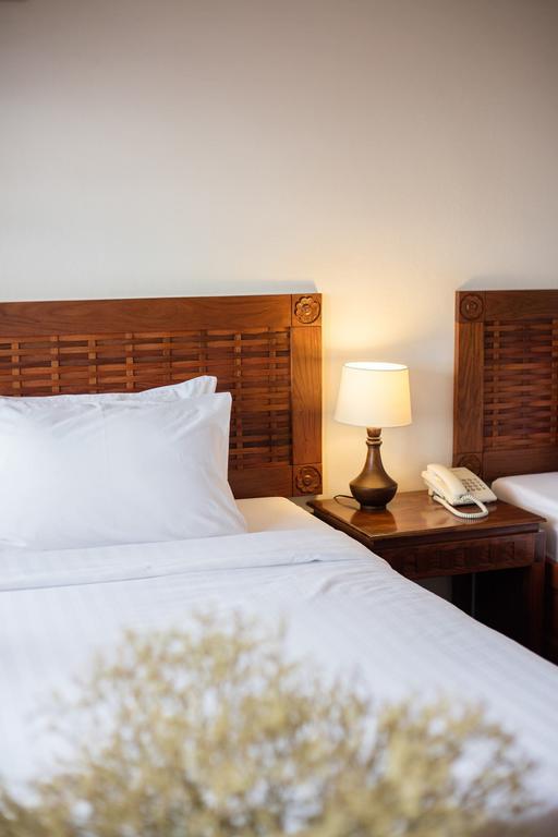 Lao Orchid Hotel Вьентьян Экстерьер фото