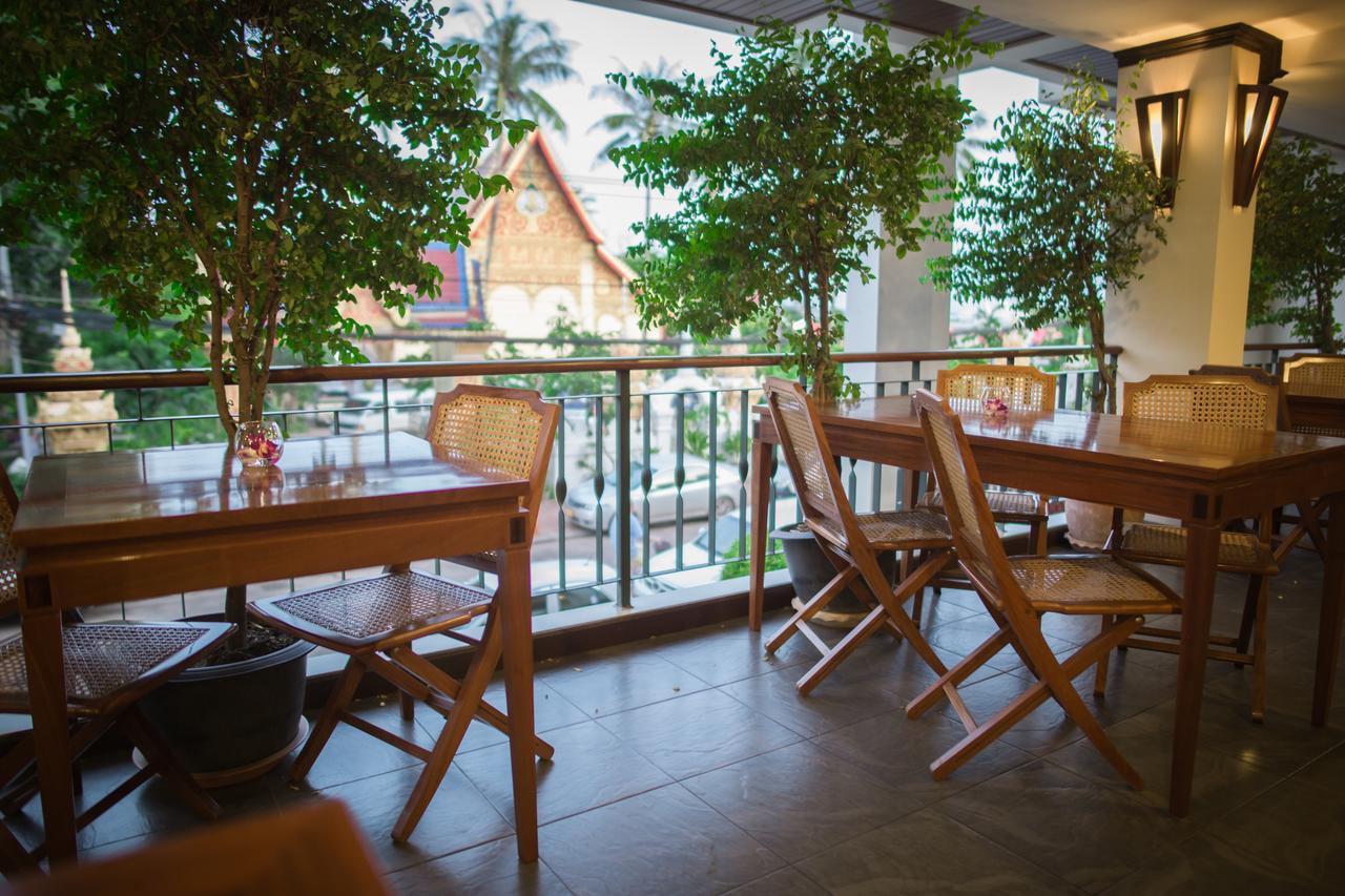 Lao Orchid Hotel Вьентьян Экстерьер фото