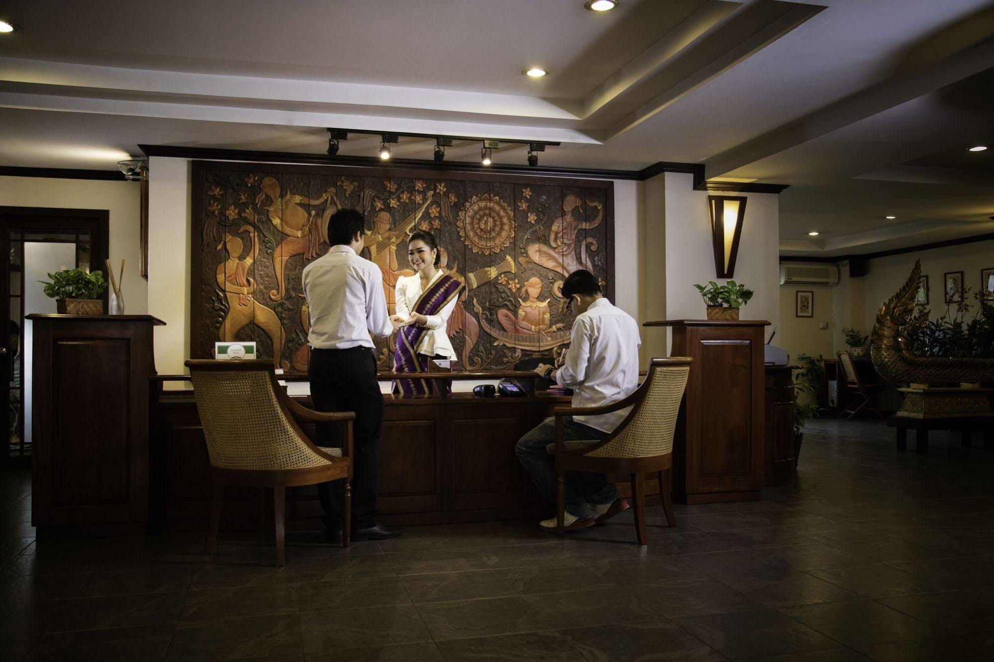 Lao Orchid Hotel Вьентьян Экстерьер фото