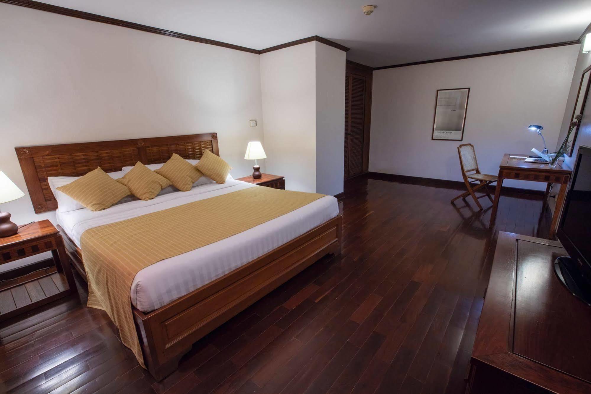 Lao Orchid Hotel Вьентьян Экстерьер фото