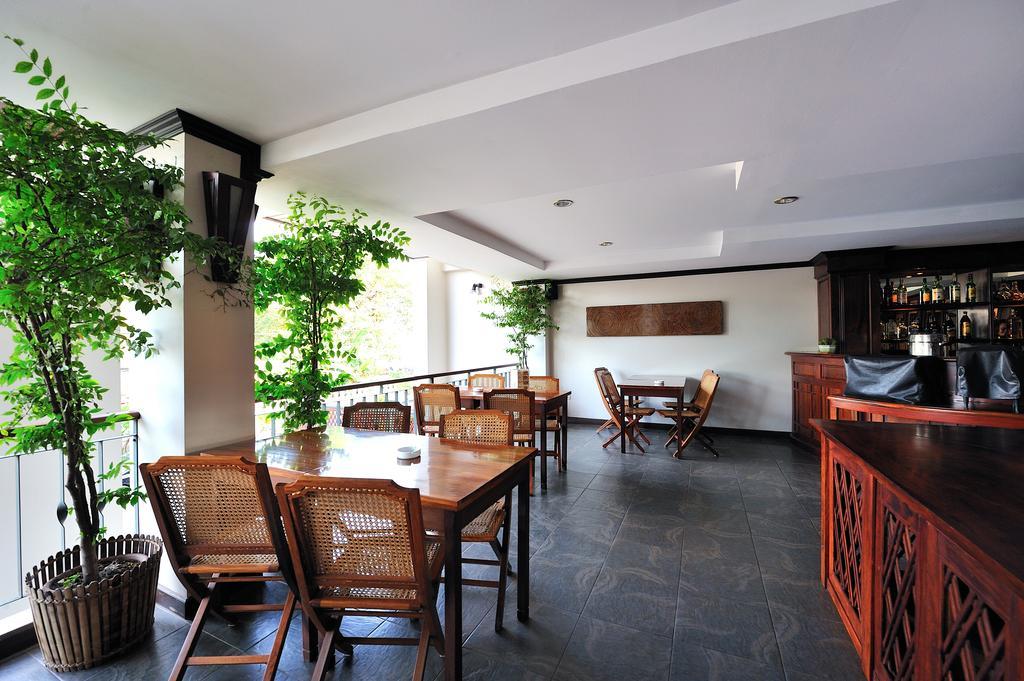 Lao Orchid Hotel Вьентьян Экстерьер фото